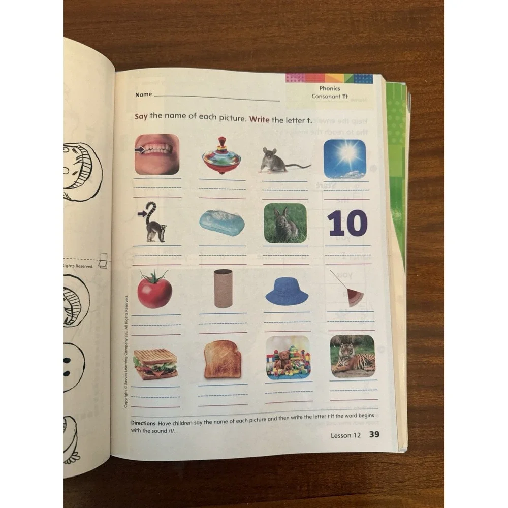 Savvas Essentials Foundational Reading Grade K Teacher Guide +‎ Student Worktext